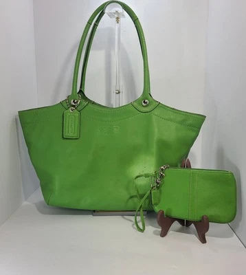 Coach Vintage Palm Green Bleeker Leather Tote 14383 With Wristlet - Image 1 of 4