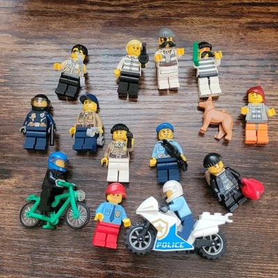 LEGO Police Cops Criminal Prisoners Robbers Minifigure Lot w/Accessories  - Image 1 of 4
