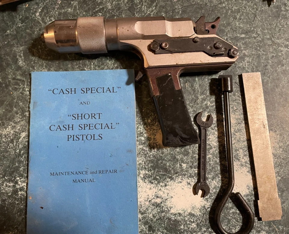 Cash Special Captive Bolt Livestock Stunner - very good gently used condition - Image 1 of 1