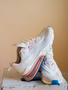 Nike Air Max 270 React 9.5 Women's, Model: American Modern Art, white pink blue - Picture 1 of 13
