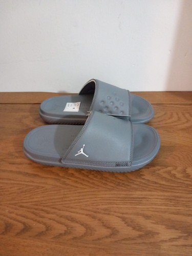 Jordan Play Slide taglia UK 6 EU 40 US 7Y DN 3596 001 grigio fresco