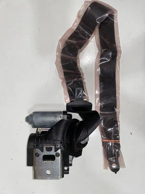 Mercedes-Benz Front LH Seat Belt - 211-860-79-86-9C94 - For CLS550 & CLS63 AMG - Image 1 of 4