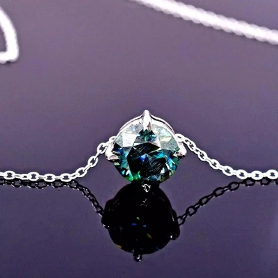 Colgante de diamantes tratados azules de 5,00 quilates gran brillo y brillo certificado VVS1 Foto 1 de 4