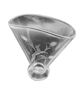 Ausgefallene fächerförmige Glas Posy Vase mit geätztem Art Deco ""Leaping Deer"" um 1930er Jahre - Bild 1 von 7
