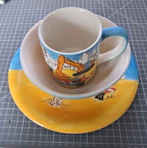 3-tlg. Mila Kindergeschirr Baustelle, Betonmischer, Bagger - Sammler-Set - Bild 1 von 10