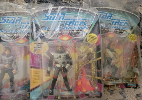 Playmates Star Trek Next Generation Lieutenant Worf  Gowron Romulan LOT Of 3 Cover