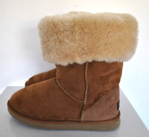 Wheat brown slip on sheepskin women classic tall II boots size 6 (US 8) UGG