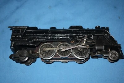 Lionel #2026 2-6-2 Steam Locomotive. Runs and smokes well. - Image 1 of 4