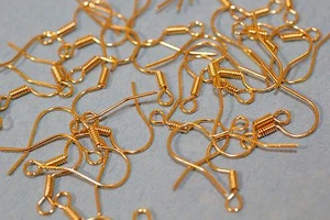 100pc 15x15mm Gold Earring Hooks 1-3 day Shipping - Picture 1 of 1