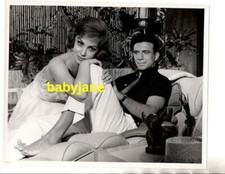 GINA LOLLOBRIGIDA ANTHONY FRANCIOSA ORIGINAL 8X10 PHOTO BAREFOOT 1961 GO NAKED 