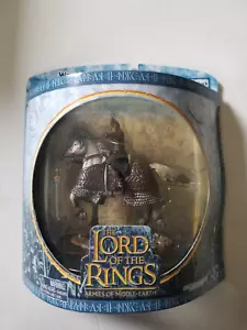 LORD OF THE RINGS PLAY ALONG AOME KING THEODEN W/HORSE WARRIORS & BATTLE BEASTS - Picture 1 of 4
