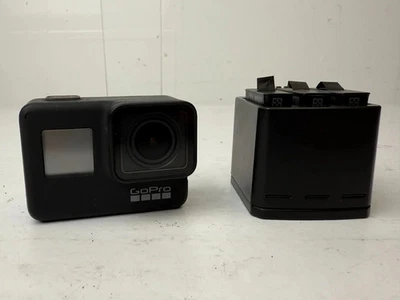 (Wi1) GoPro HERO7 (Black) + 3 Batteries and Triple Charger - Image 1 of 4