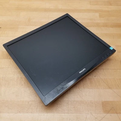 Philips 17S4L 17" LCD Monitor - USED - Image 1 of 4