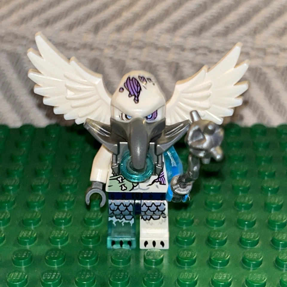 LEGO® Legends of Chima VOOM VOOM - ARMADURA AZUL TRANS-LUZ MINIFIG LOC107 - Imagem 1 de 2