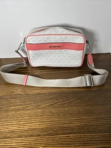 Bolso Bandolera MICHAEL KORS Kenly Grande Logo con Correa para Guitarra ~ Pomelo - Imagen 1 de 11