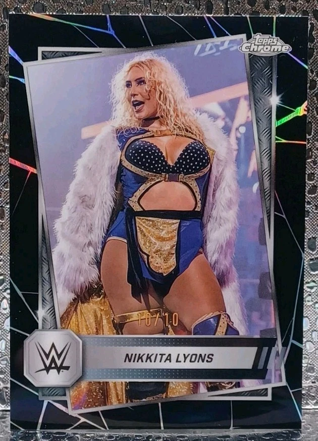 Nikkita Lyons - 2024-25 Topps Chrome WWE -  Black Refractor 10 /10 Bookend  - Image 1 of 1