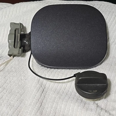 2013-2019 NISSAN SENTRA Fuel Gas Tank Filler Door Lid Cover W/ Cap OEM (B) - Image 1 of 4