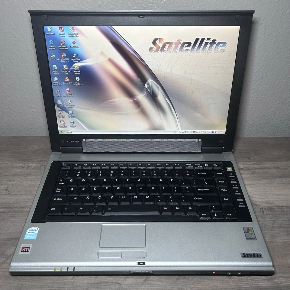Toshiba Satellite M55 Laptop Intel Celeron Windows XP W/ Restore Disk & Charger - Image 1 of 4