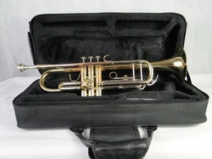 F. Schmidt H300L Trumpet Including Carrying Case - Picture 1 of 17