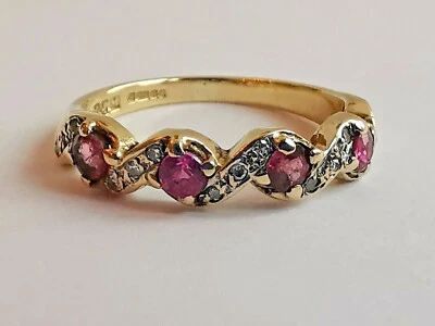 9ct 375 yellow GOLD RUBY & DIAMOND DRESS RING pinkish-red shiny gemstones 2.3g - Image 1 of 4