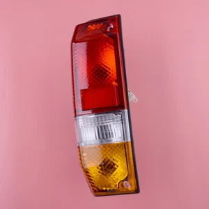 Left Rear Taillight Fit for Toyota Land Cruiser 70 75 Series Troopy 85-99 New - Foto 1 di 5