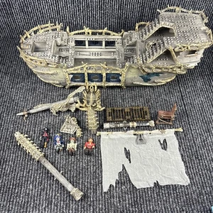 Mega Bloks Pyrates Ship Dread Eyes Phantom Ghost Pirates 3660 Incomplete - Picture 1 of 9