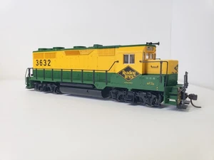 Kato HO GP35 Phase 1b Reading #3632 DC - Picture 1 of 6