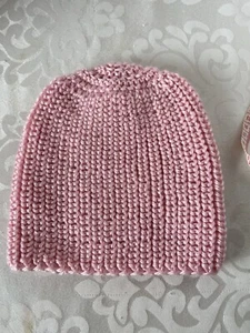 Beanie Hat Solid Pink Brand NEW Handmade Knitted Fits Toddlers to Teens - Picture 1 of 8