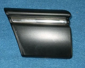 Chevrolet/GMC Drivers Side Fender Molding/Trim, OEM-NEW-NOS GM#12394249 - Foto 1 di 3