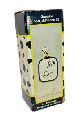 Champion Spot McPherson II Perro Dálmata Pequeño Colgador de Pared Cerámica con Soporte para Olla Foto 1 de 4