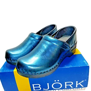 BJORK womens slip on Swedish comfort clogs shoes size 6.5 M emerald metallic NEW - Picture 1 of 6