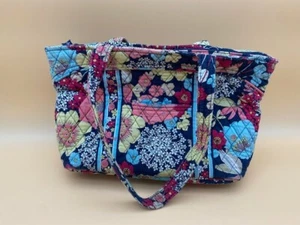 Vera Bradley Damen gesteppte Happy Snail Blumenmuster Schulter Handtasche - Bild 1 von 14