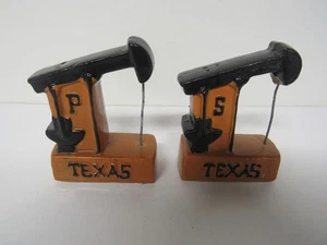 Vintage Texas Oil Derrick Rig Pump Ceramic Salt And Pepper Shakers Ships Free - Picture 1 of 3