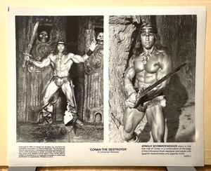 Conan der Zerstörer 1984 Film Pressemappe mit 10 Schwarzweiß Promo Fotos - Bild 1 von 10