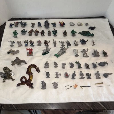 84 Fantasy/D&D Metal figures different makers 70s & 80s - Image 1 of 4