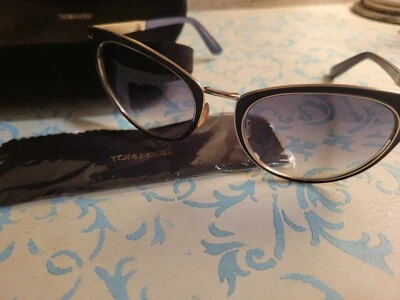 Óculos de sol feminino Tom Ford olho de gato Nina TF373 01B preto dourado novo na caixa - Imagem 1 de 4