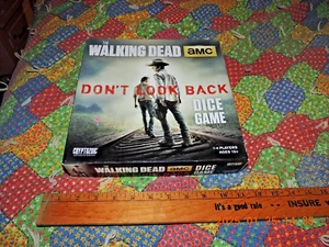 CRYPTOZOIC GAMES , AMC'S THE WALKING DEAD DON'T LOOK BACK DICE GAME - COMPLETE! - Picture 1 of 3