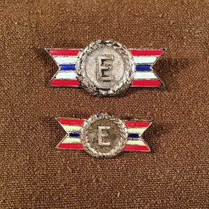 Lot of Two Sterling Silver WWII Era ARMY-NAVY PRODUCTION AWARD Pins - Picture 1 of 4