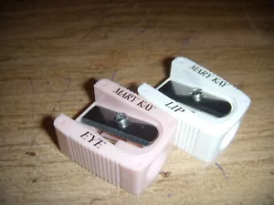 Juego de lápices y ojos vintage MARY KAY DELINEADOR DE LABIOS SM HOLE ROSA BLANCO AGUJERO SM - Imagen 1 de 1