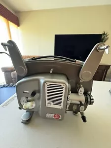 Bolex Paillard Bellissimo proiettore pellicola 18-5 8 mm. Senza cavo non testato. Georgiou - Foto 1 di 9