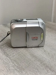 Olympus C-40 Zoom 4MP Digital Camera Silver CCD Compact - Picture 1 of 15