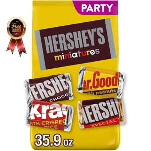 HERSHEY'S Miniatures Assorted Chocolate, Halloween Candy Party Pack, 35.9 oz - Picture 1 of 6
