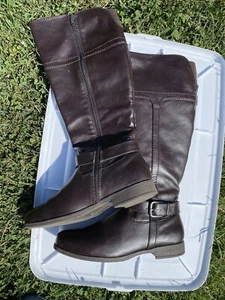 Croft And Barrow Boots Womens 9.5 M  Tall Side Zip Riding Brown Faux Leather - Picture 1 of 8