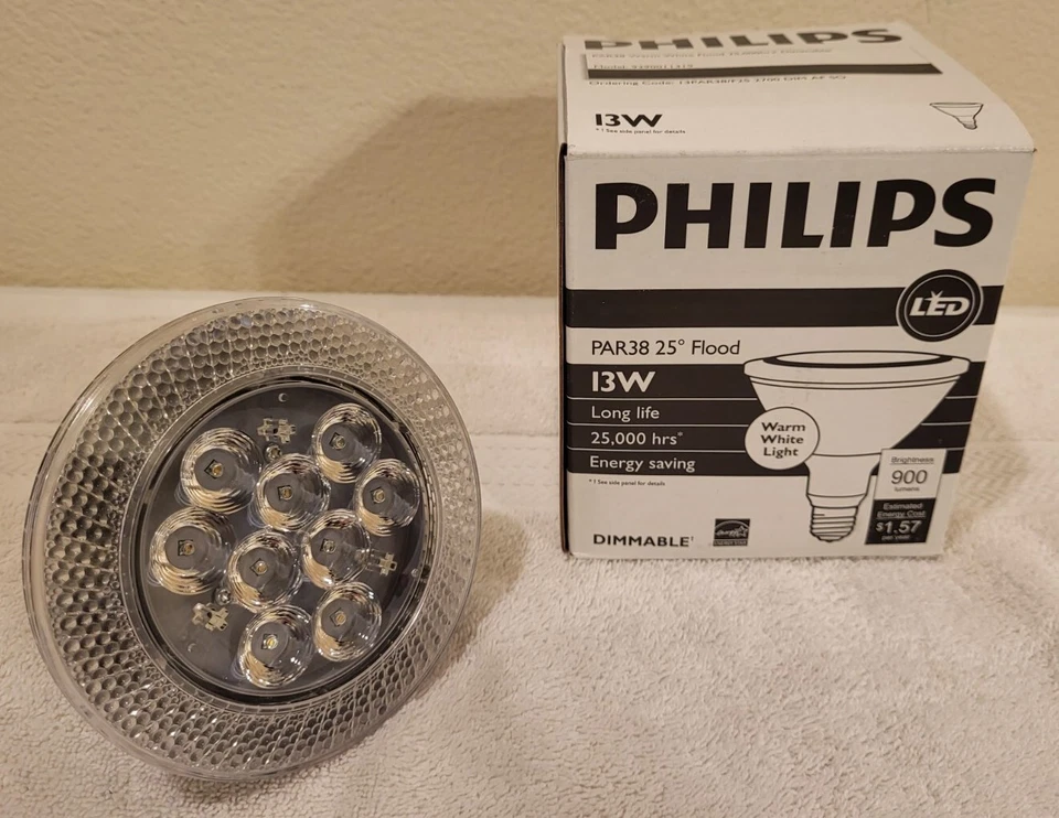 Philips • PAR38 25° • Dimmable • 13W • Warm White • LED Floodlight Bulb(s) • NIB - Image 1 of 4