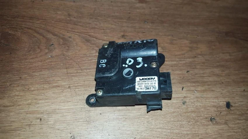 Motor actuador de control de aleta de ventilación de calefacción Kia Rio 2003 aa19220000, d #89151-25 Foto 1 de 1