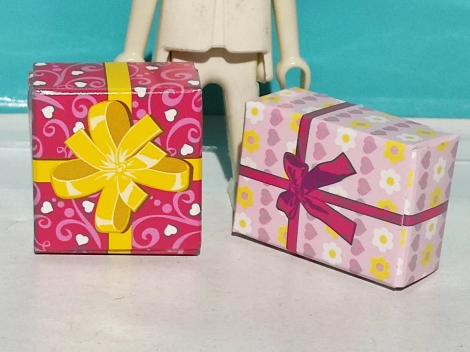 PLAYMOBIL x2 PAQUETES REGALOS JUGUETES PAPA NOEL SANTA CLAUS NAVIDAD REYES MAGOS - Imagen 1 de 1