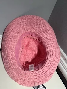 art class girls hat - Picture 1 of 3