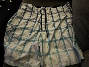 Hurley Men 44 Board Shorts Swim Trunks White And Aqua Blue Plaid. - Picture 1 of 3