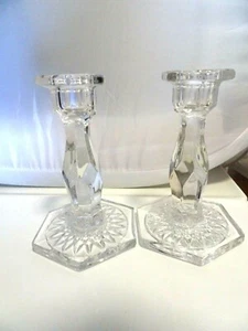 CANDELABROS DE CRISTAL 5 1/2" - TALLOS DE 2 FACETAS - BASES HEXAGONALES/TAPAS - FORMA DE DIAMANTE - Imagen 1 de 6