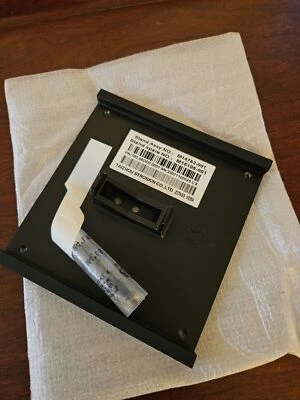 HP VESA Mount Adapter Plate M14762-001 M15105-001 760.06D0D.0001 HP Z27u Z27q G3 - Image 1 of 3